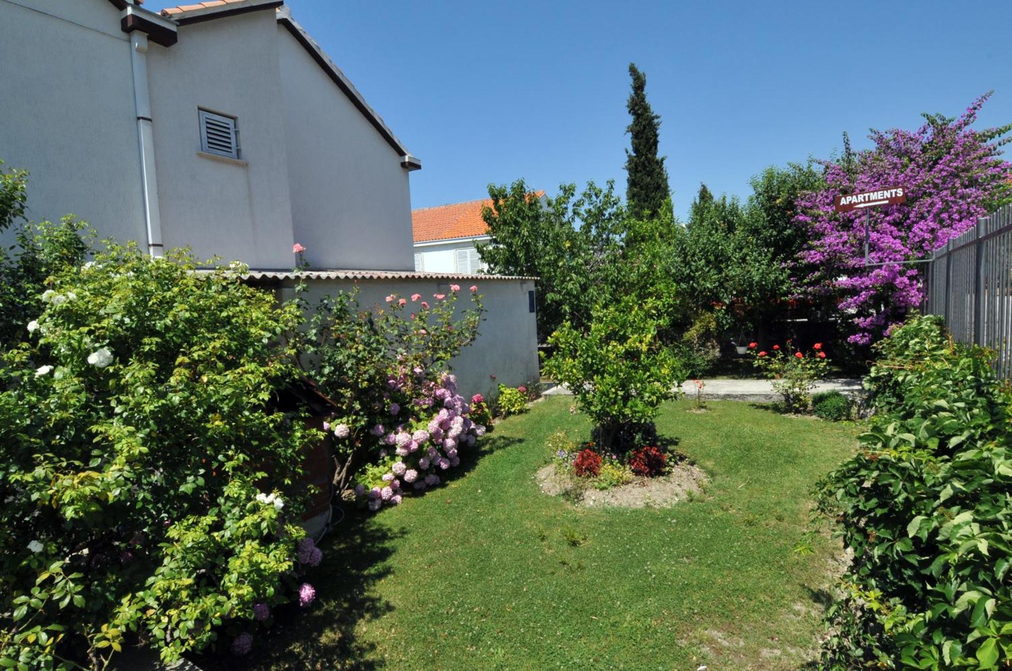 Apartments Mare Млини Экстерьер фото